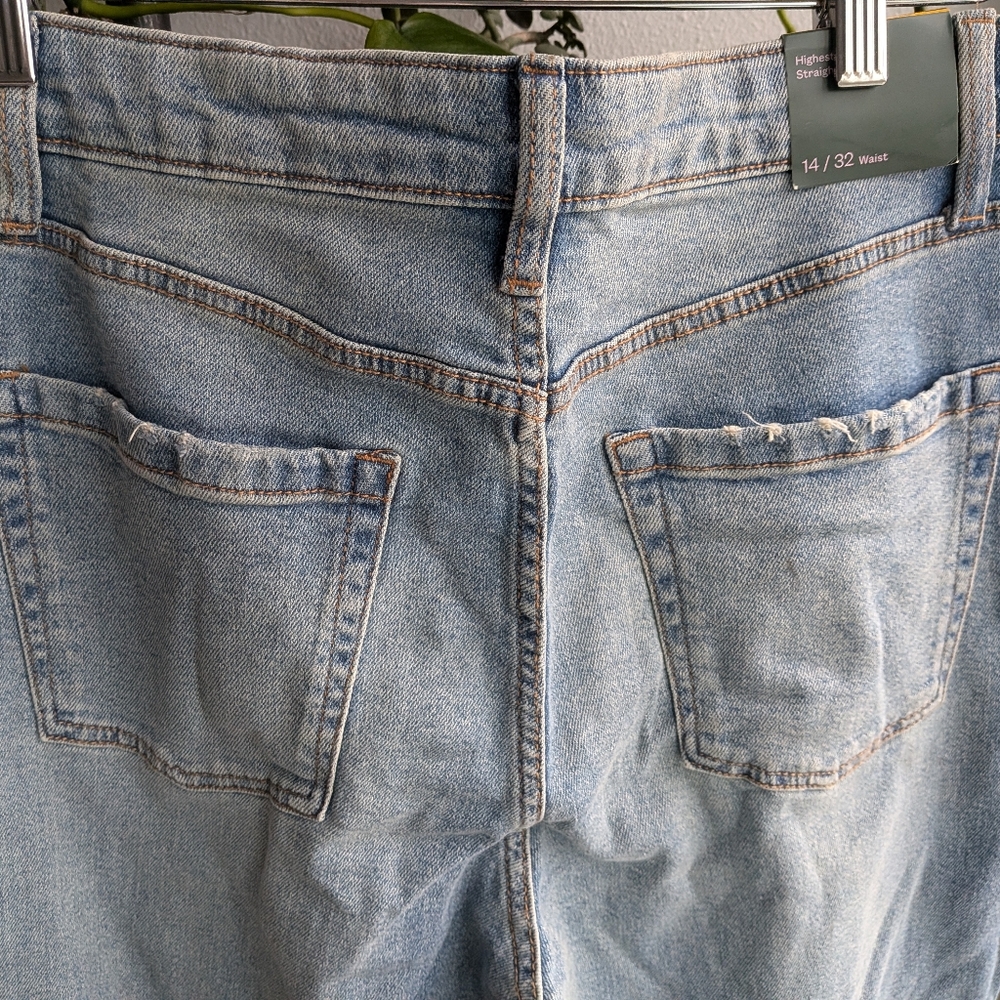 Wild Fable Highest Rise Straight Leg Distressed Jeans - Size 14 / 32 Waist - Picture 4 of 10